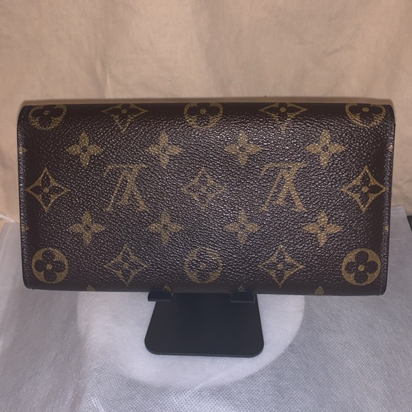 Authentic Louis Vuitton Pre-loved EUC Sarah Monogram Long Wallet - Picture 2 of 15